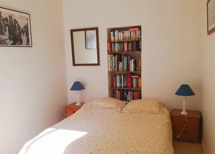 Beautiful House Facing The Alder Wood And Dom wakacyjny